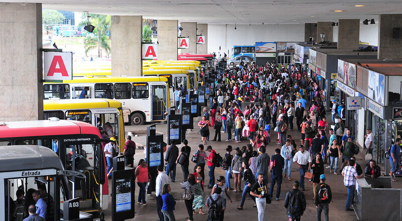 [Agora é Lei] Autorização de uso para quiosques e similares no DF é regulamentada