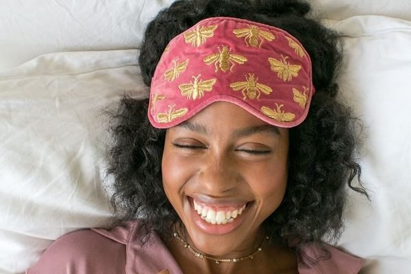 Veja três dicas para treinar seu cérebro a ter boas noites de sono