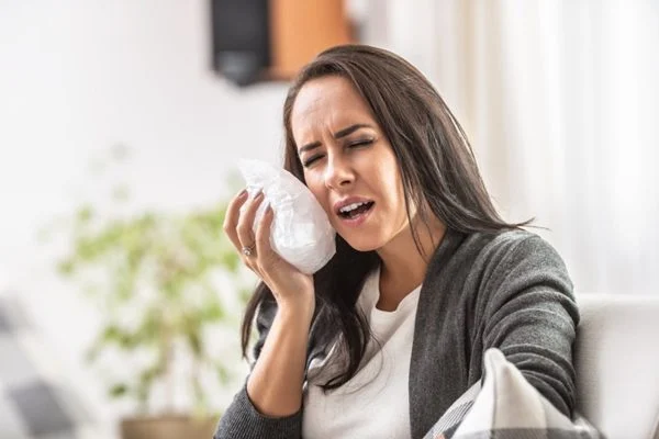 Sofre de dores na mandíbula? Veja alimentos que devem ser evitados