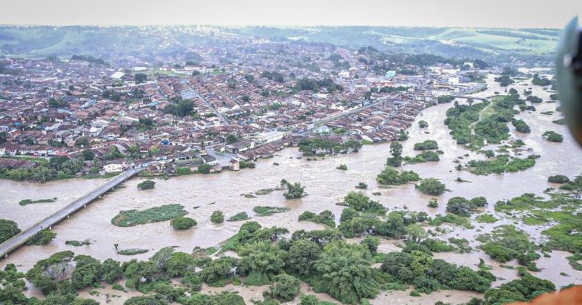 Chuvas: governo amplia seguro-desemprego em Alagoas e Pernambuco