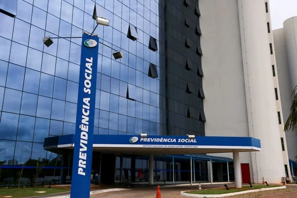 Justiça libera R$ 1,5 bi em atrasados do INSS. Veja quem tem a receber