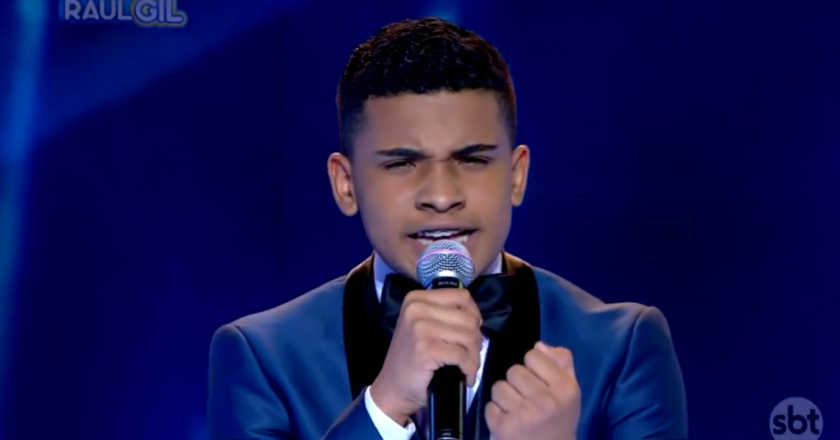Cantor Kaiky Mello recebe alta da UTI após 73 dias internado!