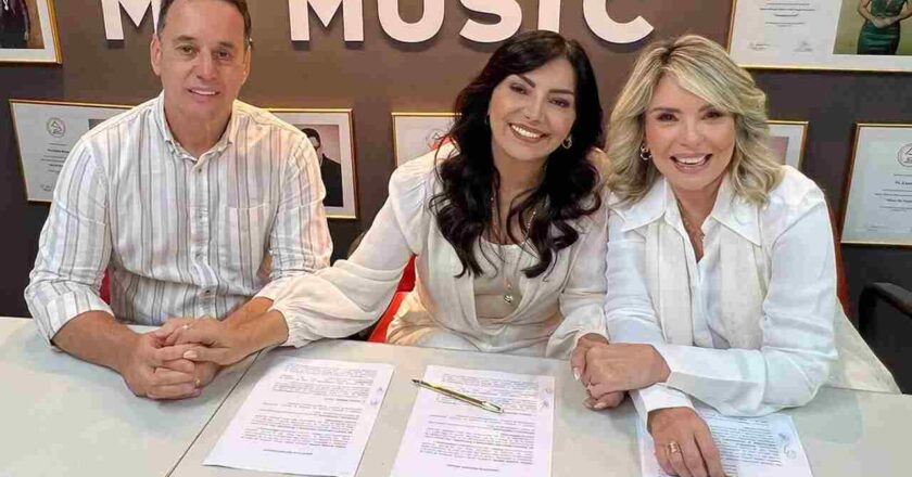 Eyshila assina contrato e retorna à MK Music após 12 anos