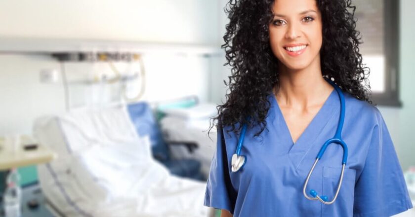 EMPREGO PARA TÉCNICO DE ENFERMAGEM