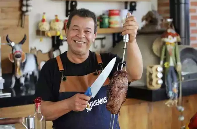 EMPREGO PARA CHURRASQUEIRO/ CHAPEIRO