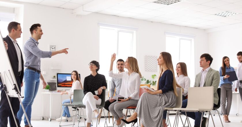 Quantos dias de treinamento um empregado deve passar legalmente?