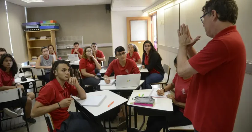 Pé-de-Meia: pagamento a estudantes começa nesta segunda-feira