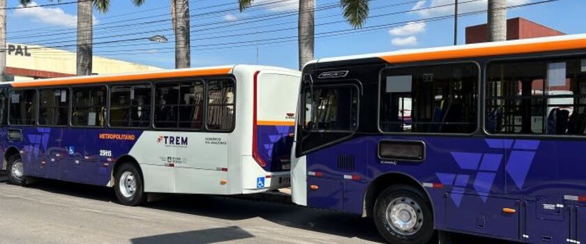 Governo de Minas entrega 64 novos ônibus metropolitanos em Ibirité