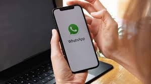 É obrigatório participar dos grupos de WhatsApp da empresa?