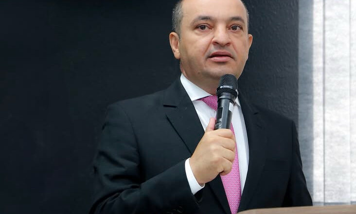 Ex-prefeito de Valparaíso, Pábio Mossoró é o novo secretário do Entorno de Goiás.