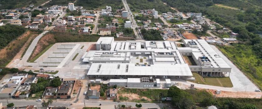 Governo de Minas vistoria as obras Hospital Regional de Divinópolis