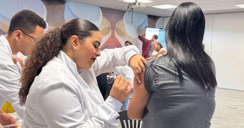 Cidade Administrativa recebe ação de vacinação contra a influenza