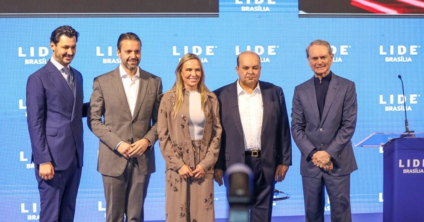 Governador Ibaneis Rocha apresenta projeto arquitetônico do Museu da Bíblia, no Eixo Monumental