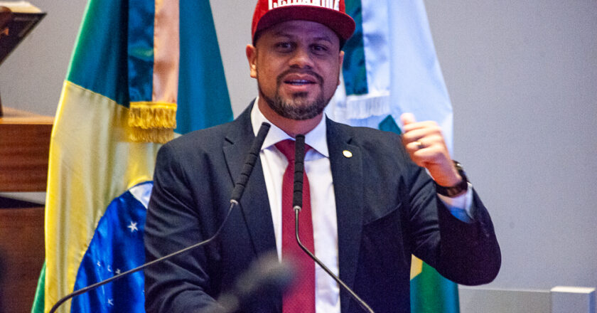 Distritais chancelam projeto que institui política de emergências climáticas