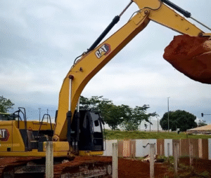 Obra de drenagem na marginal da DF-290 avança com articulação da deputada Jaqueline Silva e impulsiona desenvolvimento em Valparaíso