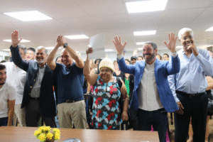 50 famílias do Residencial Tamanduá conquistam escritura gratuita no Recanto das Emas