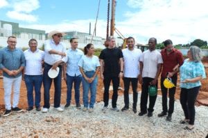 Obras do Hospital Maternidade Municipal de Águas Lindas de Goiás recebem vistoria da prefeitura e autoridades