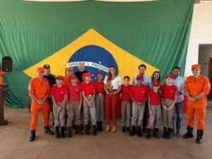 Silvye Alves destina R$ 600 mil e fortalece projeto Bombeiro Mirim em Valparaíso de Goiás
