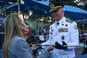 Governadora acompanha cerimônia de transição no Comando-Geral da Polícia Militar do DF