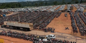 Detran amplia canais e reforça atendimento sobre leilões de veículos