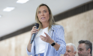“Sucessão não é submissão”: Celina Leão reage após fala de Ibaneis e destaca foco em cuidar do DF