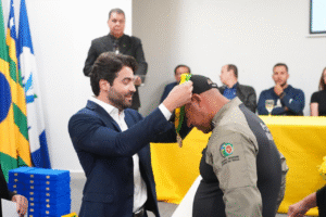 Segurança pública recebe reconhecimento em homenagem às forças policiais no Entorno
