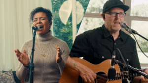 Nívea Soares e Stu G unem vozes em versão inédita em português de “Majesty (Here I Am)”