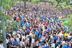 Marcha para Jesus transforma as ruas de São Paulo em um grande ato de fé e adoração