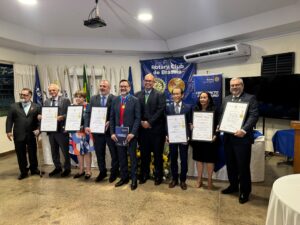 Hamilton Silva assume presidência do Rotary Club de Brasília O Pioneiro com foco em união e fortalecimento das ações sociais