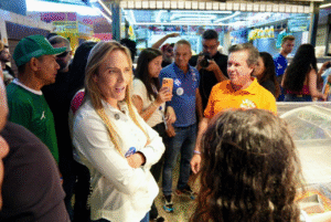 No Gama, Celina apresenta propostas para melhorias nas feiras e expansão do Metrô
