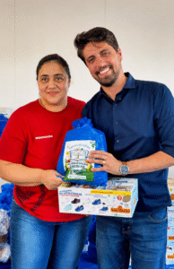 Valparaíso entrega novos kits de segurança a profissionais da merenda escolar