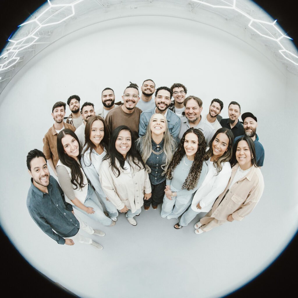El Shadday Worship leva sua mensagem de adoração para além das fronteiras