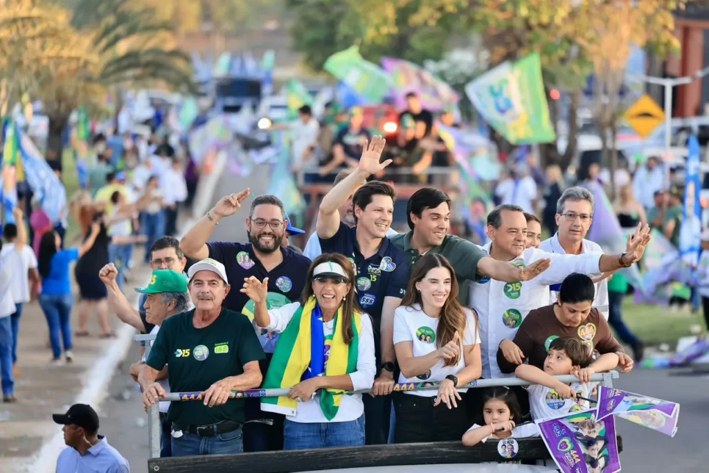 Daniel recebe apoio do presidente da AGM e carreata reúne cerca de 800 veículos em Hidrolândia