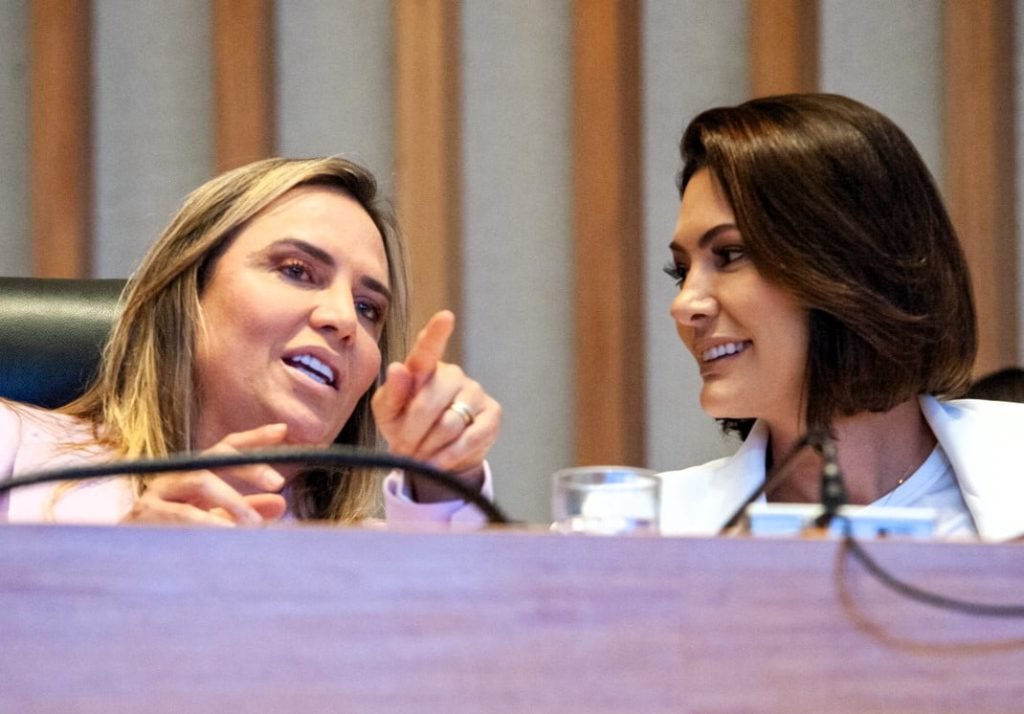 Nova pesquisa: Celina lidera corrida pelo Buriti com 36,5% e Michelle fica à frente para o Senado