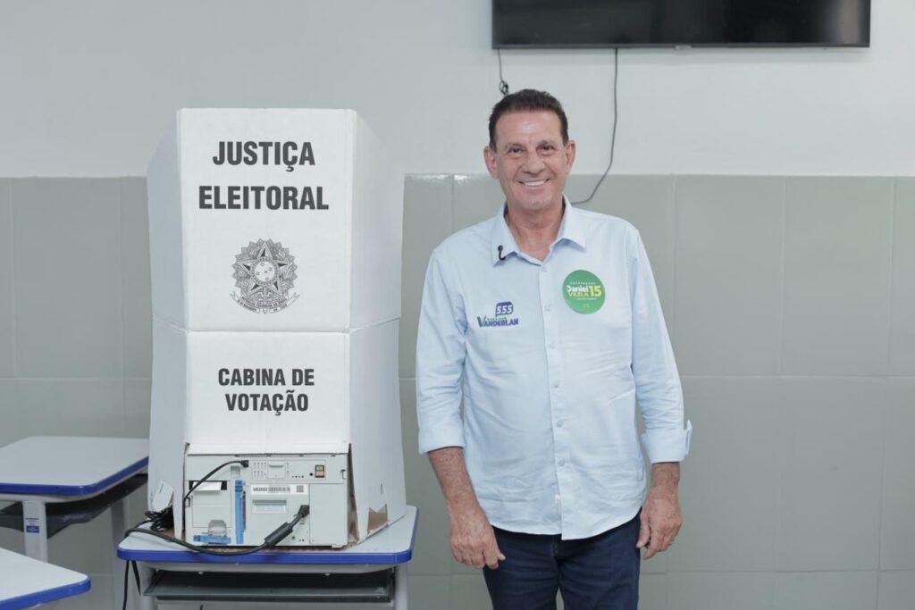 Vanderlan vota em Goiânia e destaca trabalho por Goiás: “Não fui um candidato só de época de eleição”
