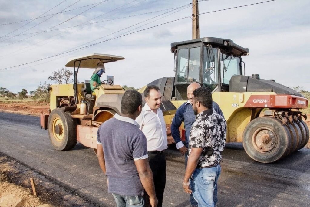 Pábio Mossoró apresenta propostas para ampliar a pavimentação e melhorar a mobilidade no Entorno e em Goiás