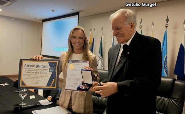 Celina Leão recebe título do GOB e dialoga sobre propostas para o DF