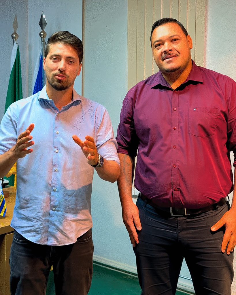 Marcus Vinícius anuncia projeto para reduzir carga horária de professores e reforço na educação de Valparaíso