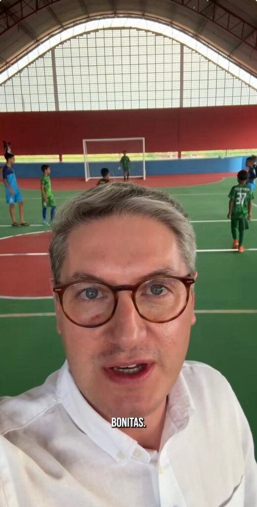 Dr. Lucas entrega quadra revitalizada em Águas Lindas com trabalho de reeducandos
