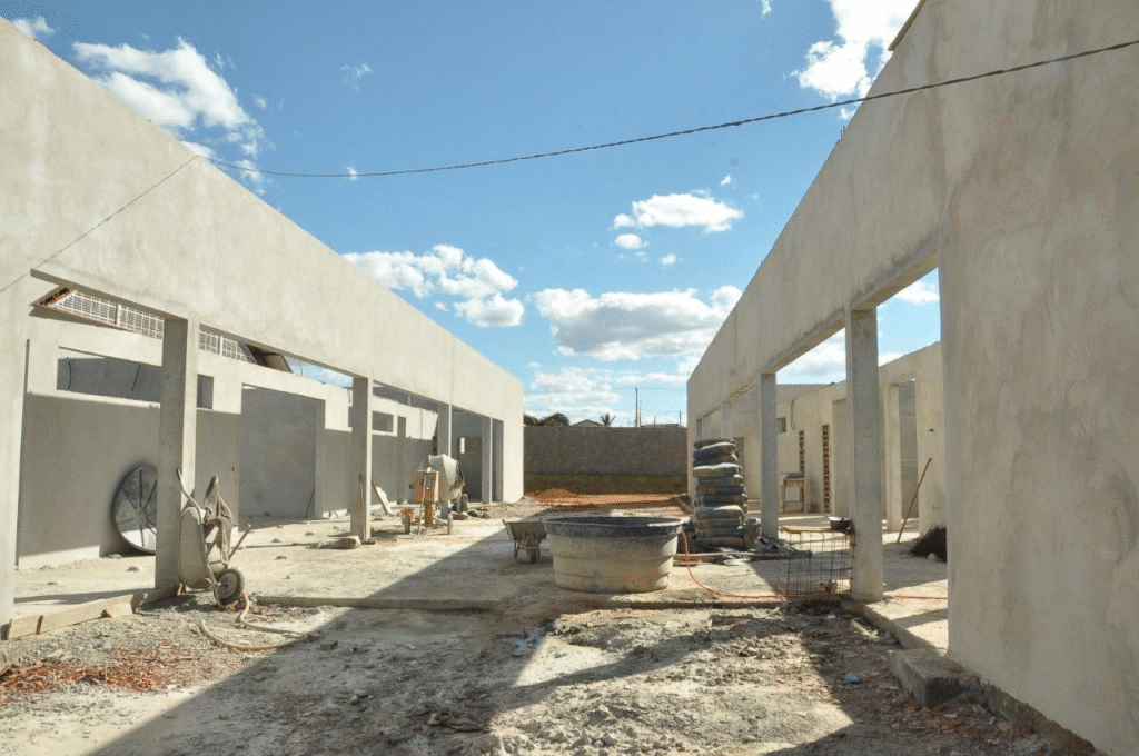 Dr. Lucas retoma obras da creche do Jardim Betel e reforça investimentos na educação infantil